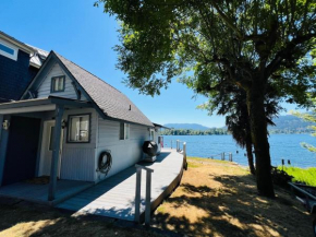 Lake Sammamish Waterfront Cabin